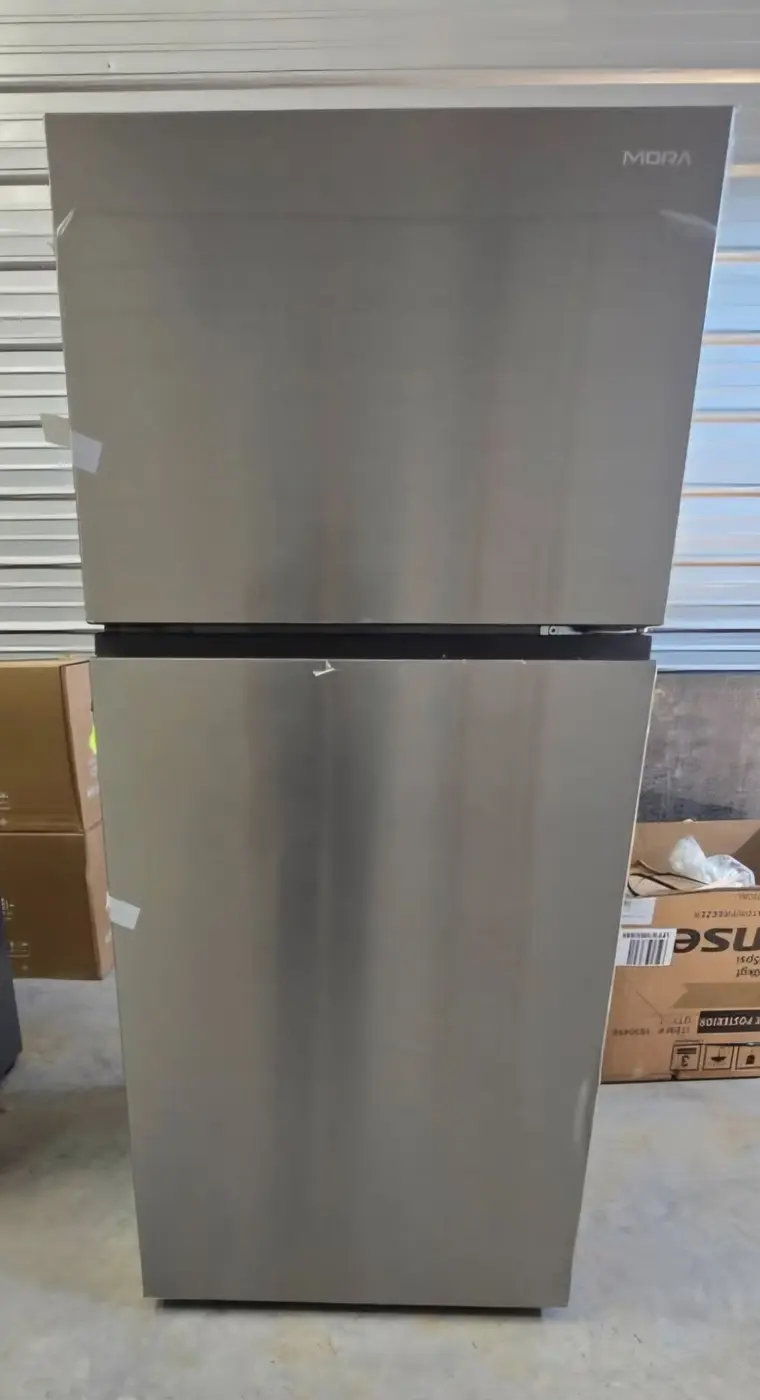 Mora RT180N3ASEM 18 cu. ft. stainless steel top-freezer refrigerator
