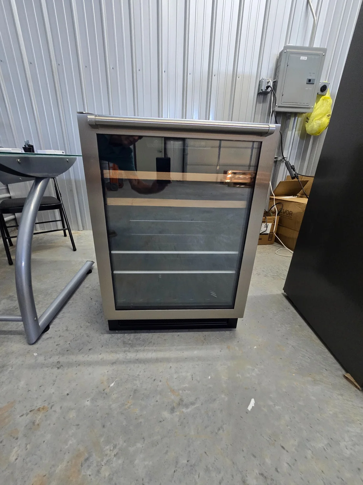 Vinotemp EL-24THWB 24 inch wine and beverage center